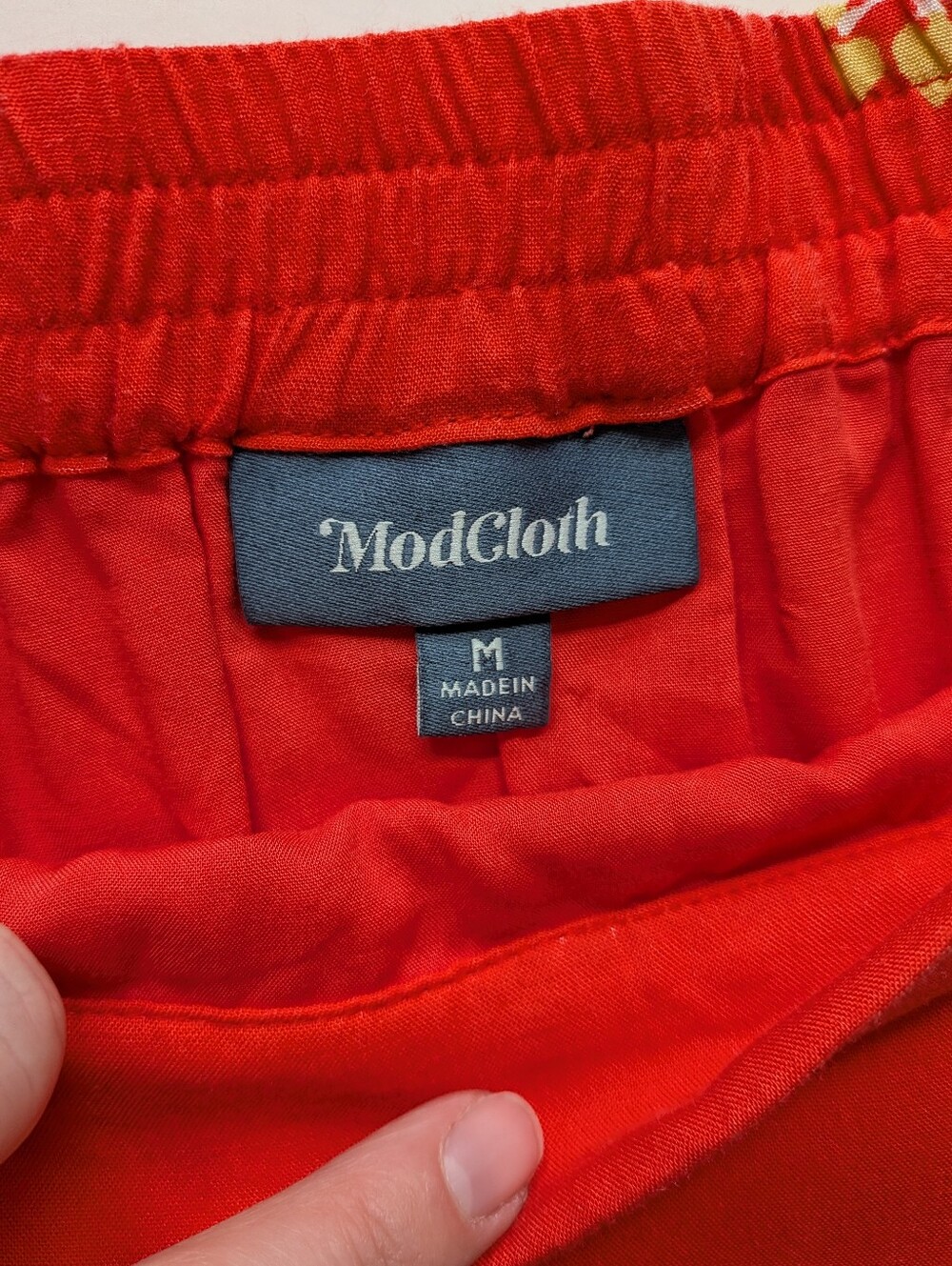 ModCloth Bright Red Retro Floral Pocketed Mini Skirt 🌸✨ - Picture 2 of 11